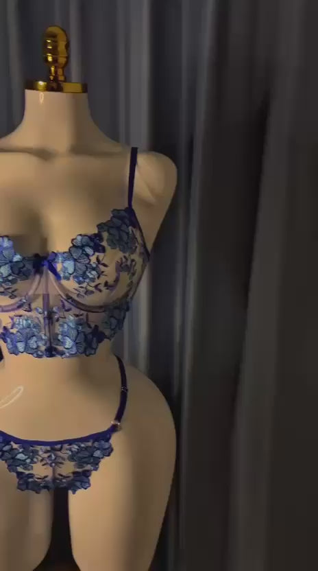 Charger la vidéo : Saphir Floral